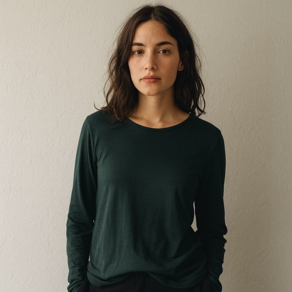 Segments Dark Green 100% Merino Wool Long Sleeve Base Layer Top NWOT L - Picture 1 of 14